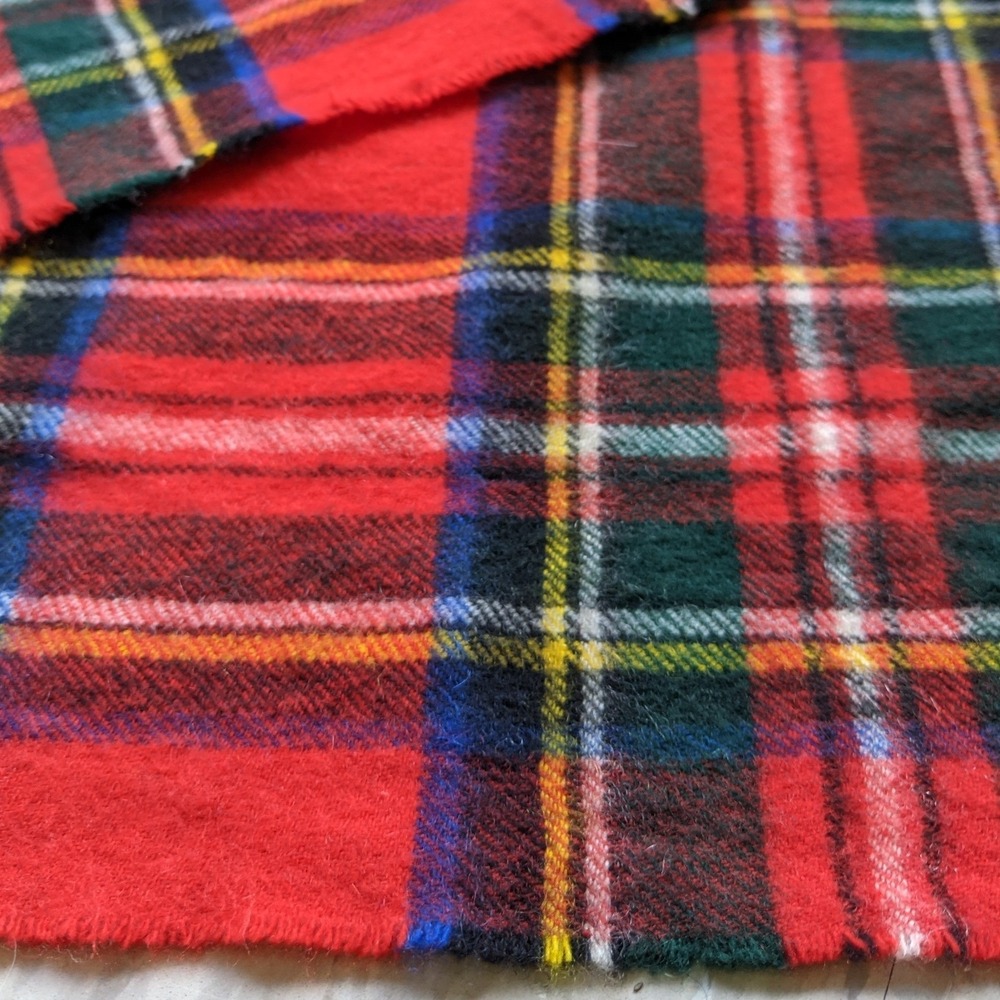 Vtg. Old England Paris Cashmere Wool Scarf Made in Scotland Stewart Red Tartan - Picture 2 of 6